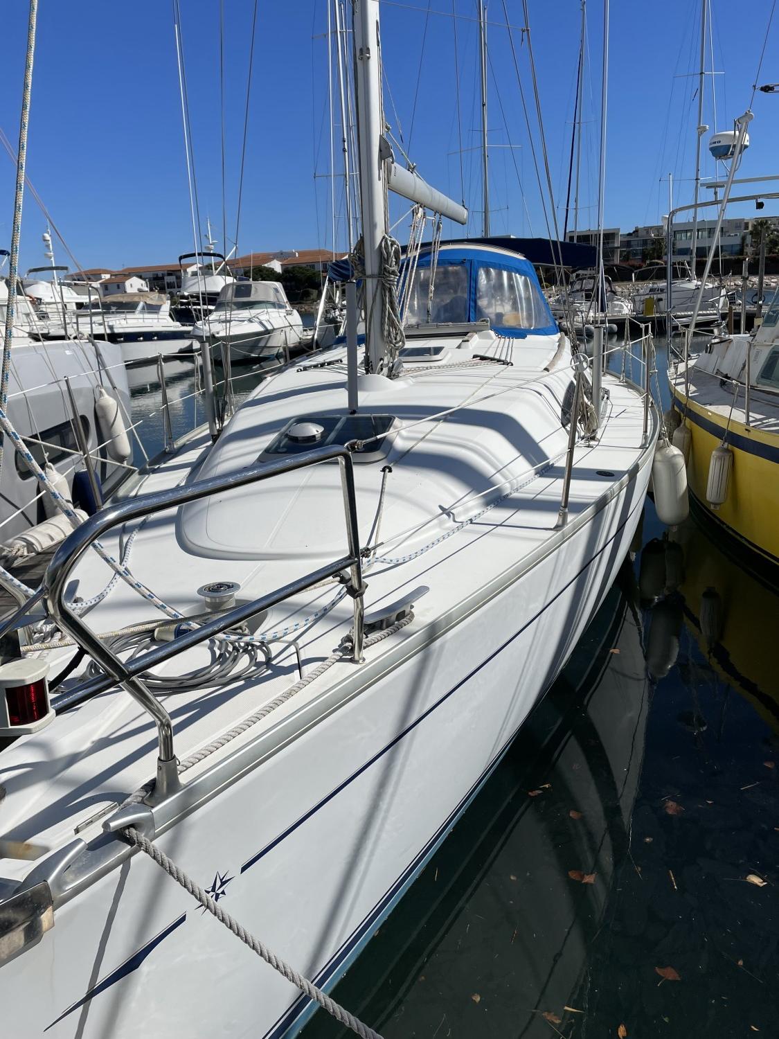 slider 2 Jeanneau Sun Odyssey 37